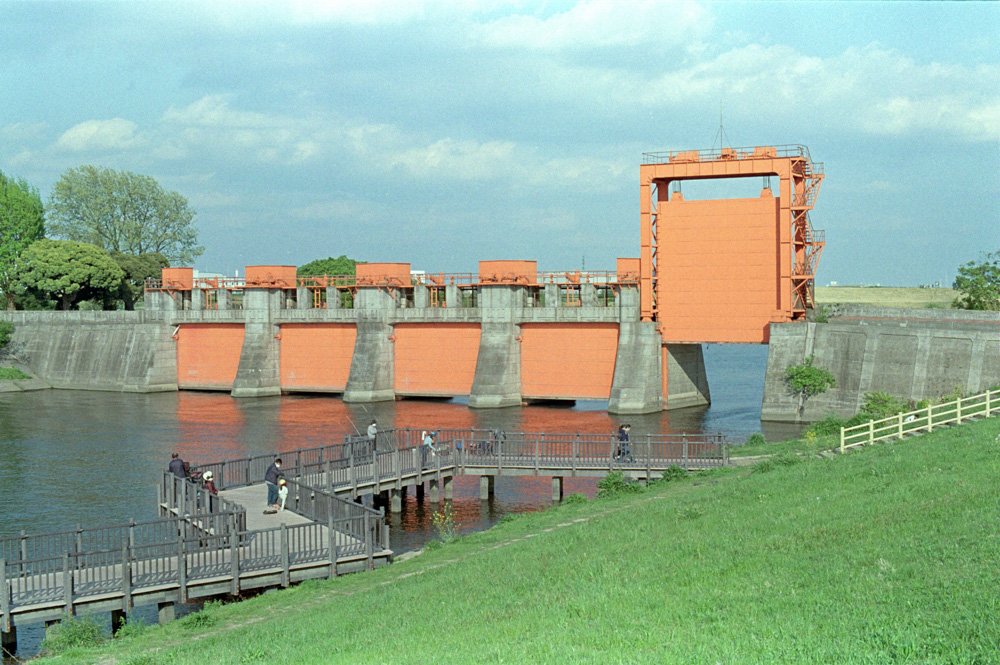 🏛️ 옛 이와부치 수문(아카스이몬) 이미지 4